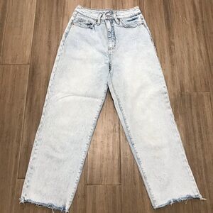 Universal Thread Blue Straight Leg Jeans